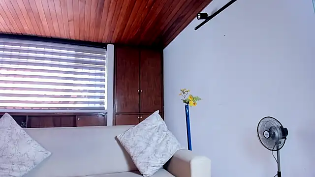 Snapshot of VenusCooper chatting on 01.17.26 VenusCooper online show from 01.17.26