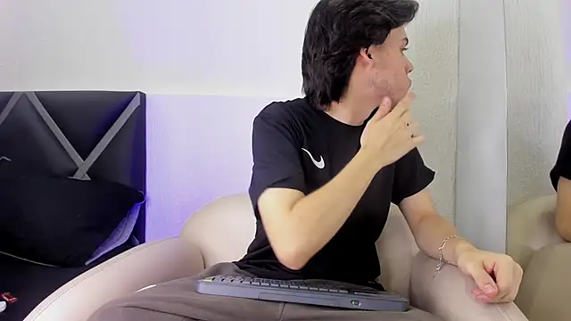 Lucian grey online show from 10.09.25