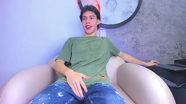 Lucian grey online show from 10.27.25