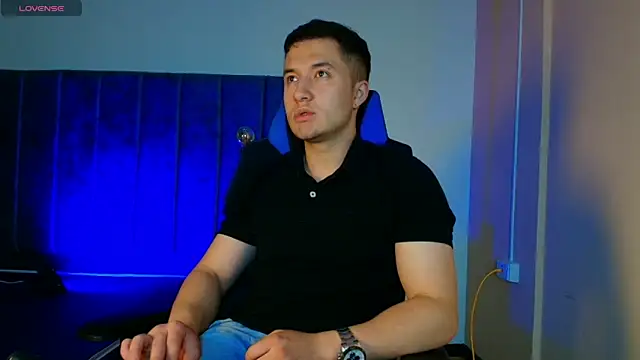 EthanConnor  online show from 10.13.25