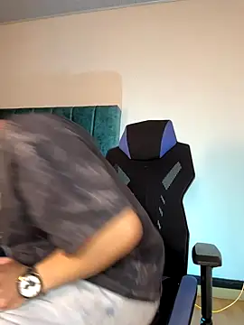 EthanConnor  online show from 10.20.25