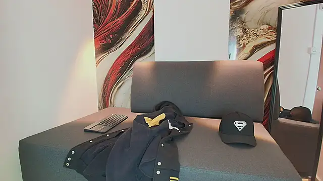 Snapshot of ISRAEL_GRAY chatting on 11.03.25 ISRAEL GRAY online show from 11.03.25