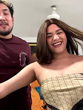 Snapshot of darklove14 chatting on 10.19.25 darklove14 online show from 10.19.25