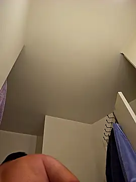 Snapshot of Roddog18 chatting on 10.05.25 Roddog18 online show from 10.05.25