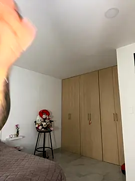 Zoe riivas online show from 10.19.25