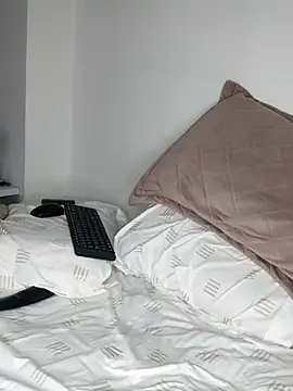 Zoe riivas online show from 01.10.26