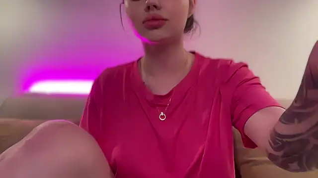 AlmaryKim online show from 09.29.25