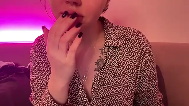 AlmaryKim online show from 02.23.26