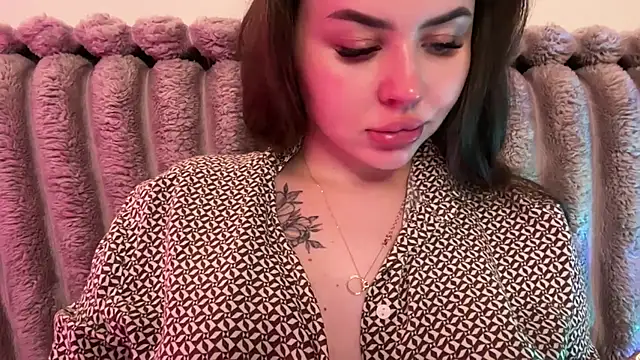AlmaryKim online show from 07.07.26