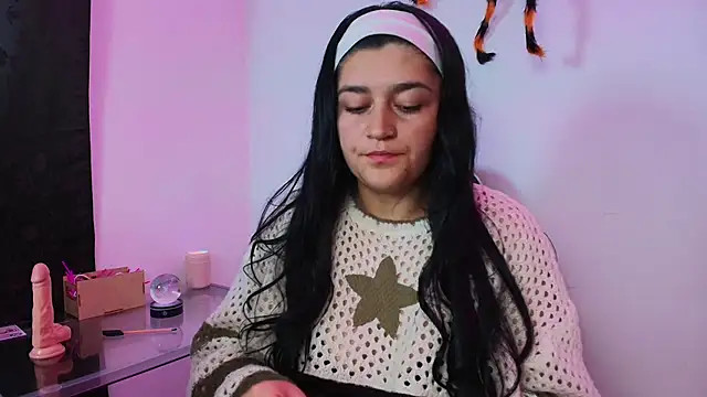 Snapshot of alejitasweet chatting on 10.24.25 alejitasweet online show from 10.24.25