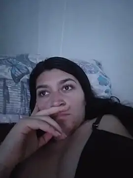 Snapshot of alejitasweet chatting on 10.26.25 alejitasweet online show from 10.26.25