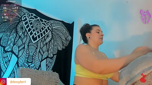 Snapshot of Anny_ferrer1 chatting on 10.06.25 Anny ferrer1 online show from 10.06.25