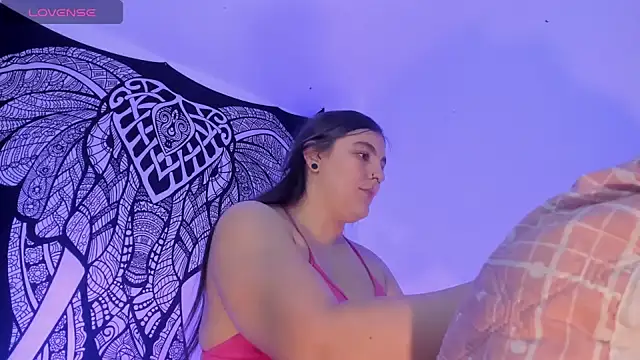 Snapshot of Anny_ferrer1 chatting on 11.13.25 Anny ferrer1 online show from 11.13.25