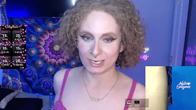 Snapshot of cinderellie chatting on 12.01.25 cinderellie online show from 12.01.25