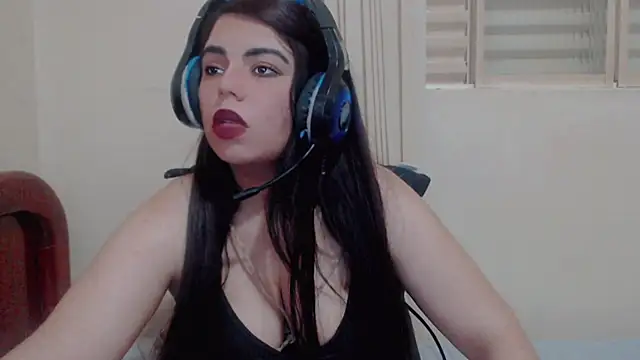 Snapshot of AgathaMendes chatting on 10.15.25 AgathaMendes online show from 10.15.25