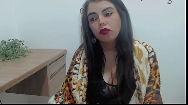 AgathaMendes online show from 11.20.25