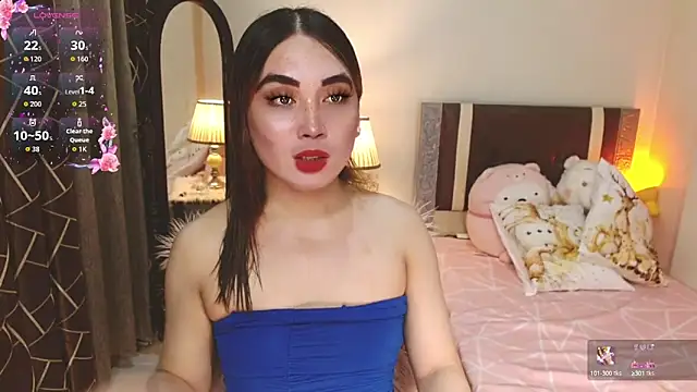 Snapshot of beautyEmpire chatting on 10.10.25 beautyEmpire online show from 10.10.25