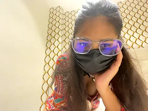 Snapshot of dubyzubygirl chatting on 10.16.25 dubyzubygirl online show from 10.16.25