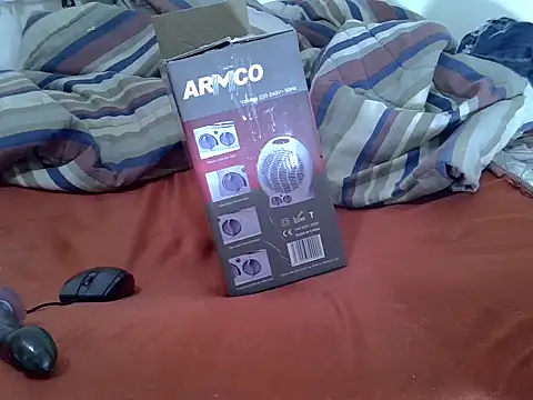 Snapshot of reneilwemat12 chatting on 10.23.25 reneilwemat12 online show from 10.23.25