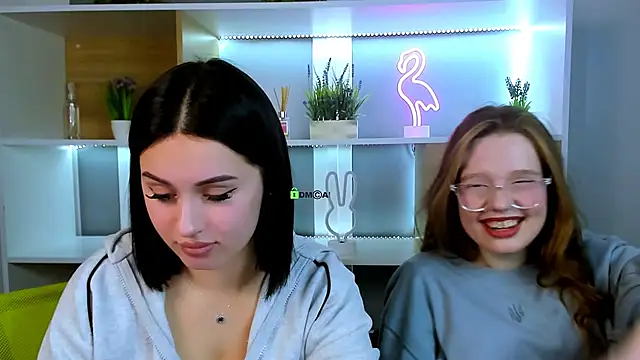 Snapshot of vivy_star1 chatting on 01.18.26 vivy star1 online show from 01.18.26