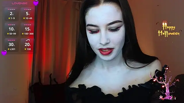 Snapshot of ChloeSammers chatting on 10.31.25 ChloeSammers online show from 10.31.25