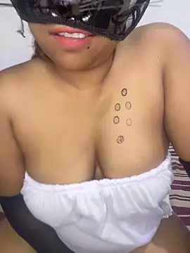 Snapshot of bunny_somya chatting on 04.24.26 bunny somya online show from 04.24.26