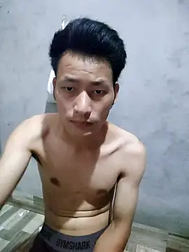 Snapshot of Uh-em95 chatting on 10.14.25 Uh-em95 online show from 10.14.25