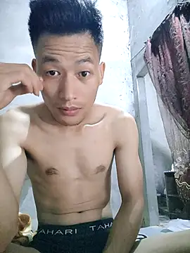 Snapshot of Uh-em95 chatting on 10.30.25 Uh-em95 online show from 10.30.25