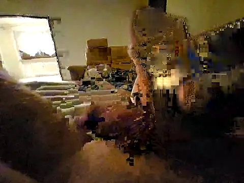 Snapshot of rezzzze chatting on 10.14.25 rezzzze online show from 10.14.25