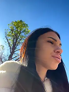 Snapshot of ilariea_girl chatting on 10.02.25 ilariea girl online show from 10.02.25