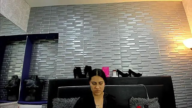 Snapshot of ChloeMorelli chatting on 10.15.25 ChloeMorelli online show from 10.15.25