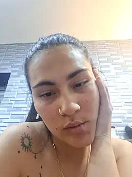 Snapshot of ChloeMorelli chatting on 10.16.25 ChloeMorelli online show from 10.16.25