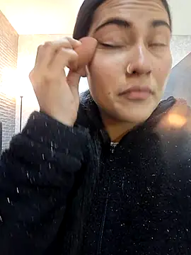 Snapshot of ChloeMorelli chatting on 10.22.25 ChloeMorelli online show from 10.22.25