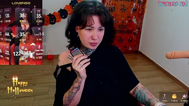 Snapshot of Senorita__Dakota chatting on 10.18.25 Senorita Dakota online show from 10.18.25