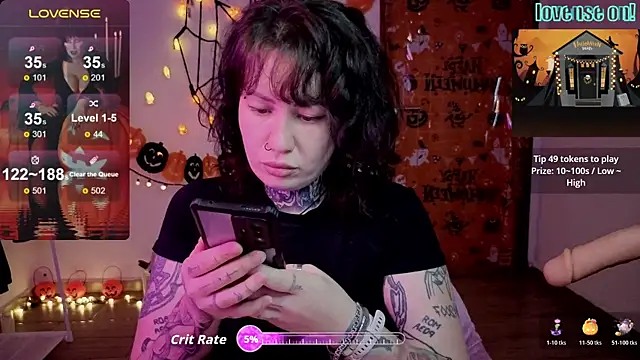 Snapshot of Senorita__Dakota chatting on 10.22.25 Senorita Dakota online show from 10.22.25