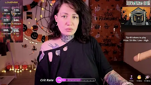 Snapshot of Senorita__Dakota chatting on 10.24.25 Senorita Dakota online show from 10.24.25