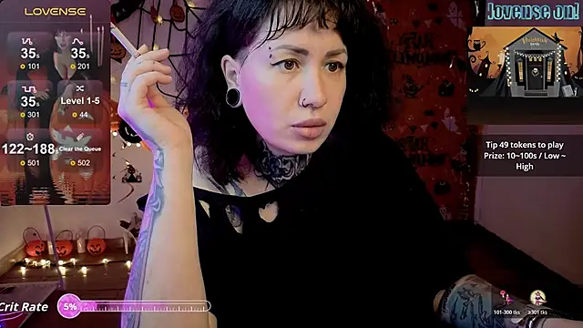 Snapshot of Senorita__Dakota chatting on 10.29.25 Senorita Dakota online show from 10.29.25