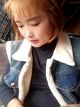 Snapshot of Bum_538 chatting on 10.15.25 Bum 538 online show from 10.15.25