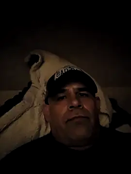 Snapshot of DeeBestEver chatting on 10.03.25 DeeBestEver online show from 10.03.25