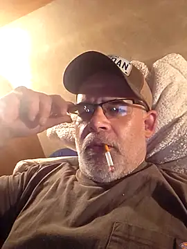 DeeBestEver online show from 11.24.25