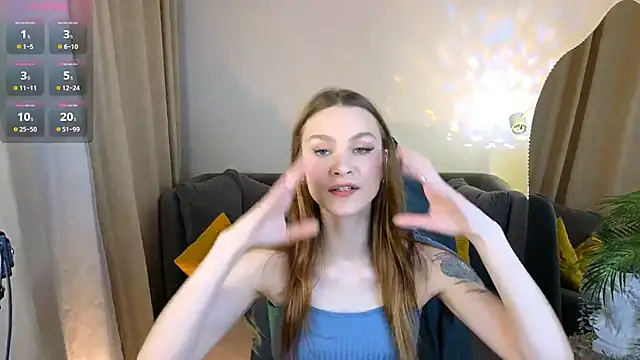 Snapshot of PollyMayer chatting on 11.10.25 PollyMayer online show from 11.10.25