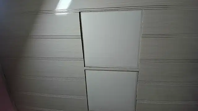 Snapshot of LeaMoreau22 chatting on 10.25.25 LeaMoreau22 online show from 10.25.25