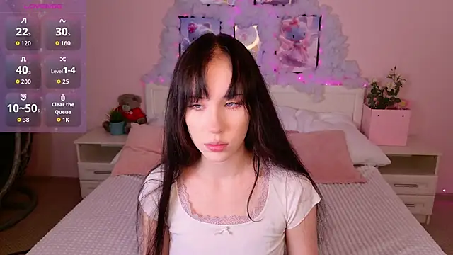 Snapshot of Melissa_Gonzales chatting on 10.13.25 Melissa Gonzales online show from 10.13.25