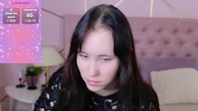 Snapshot of Melissa_Gonzales chatting on 10.30.25 Melissa Gonzales online show from 10.30.25