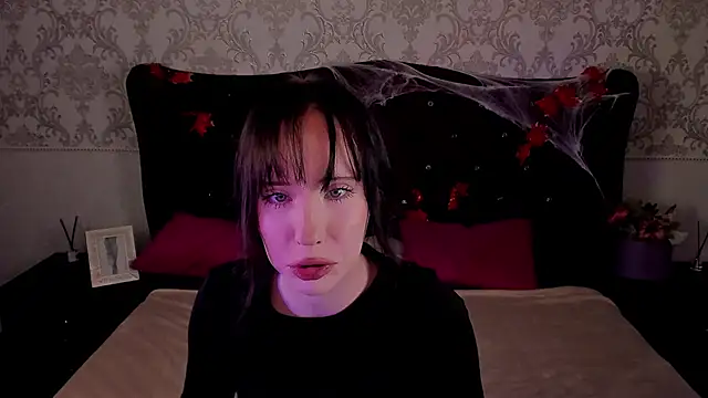 Snapshot of Melissa_Gonzales chatting on 11.04.25 Melissa Gonzales online show from 11.04.25