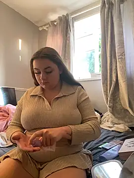 Snapshot of MadelineLeah chatting on 07.17.26 MadelineLeah online show from 07.17.26