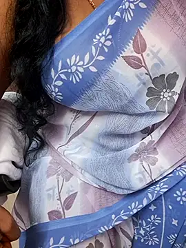 Snapshot of Tamil_Ammani chatting on 10.19.25 Tamil Ammani online show from 10.19.25