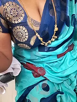 Snapshot of Tamil_Ammani chatting on 11.03.25 Tamil Ammani online show from 11.03.25