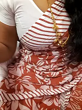 Snapshot of Tamil_Ammani chatting on 11.06.25 Tamil Ammani online show from 11.06.25