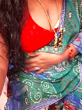 Snapshot of Tamil_Ammani chatting on 11.07.25 Tamil Ammani online show from 11.07.25